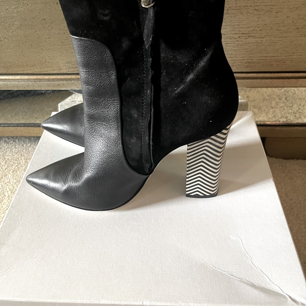 Pollini ankle boots
